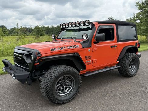 Used 2019 Jeep Wrangler Sport AWD/4WD image 1