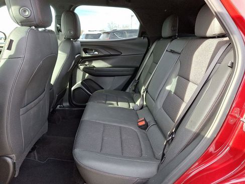 Used 2021 Chevrolet TrailBlazer RS w/ Technology Package image 10