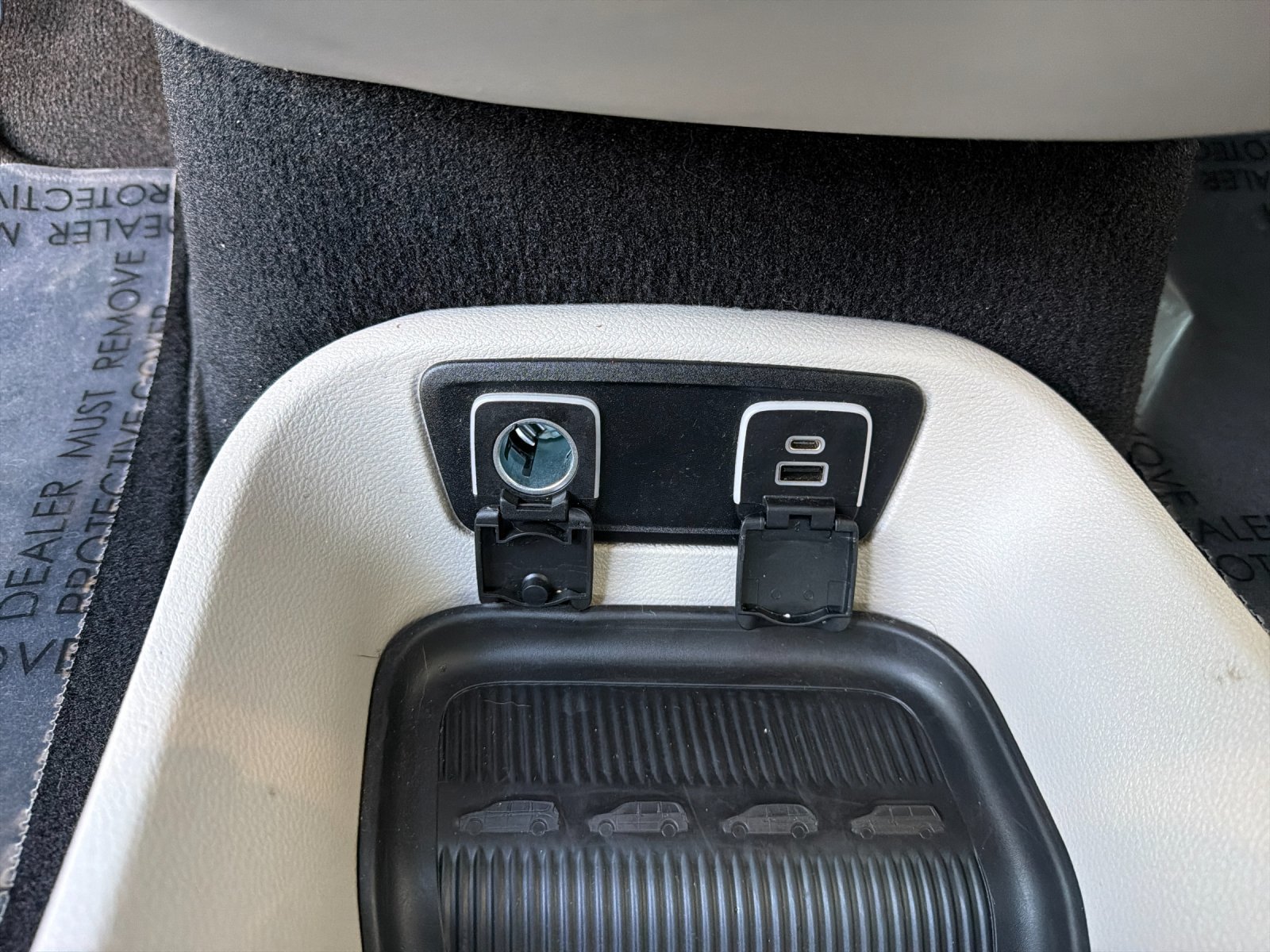 Used 2021 Chrysler Pacifica Touring FWD image 44