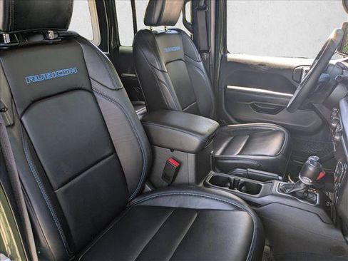 Used 2024 Jeep Wrangler Unlimited Rubicon 4xe AWD/4WD image 21