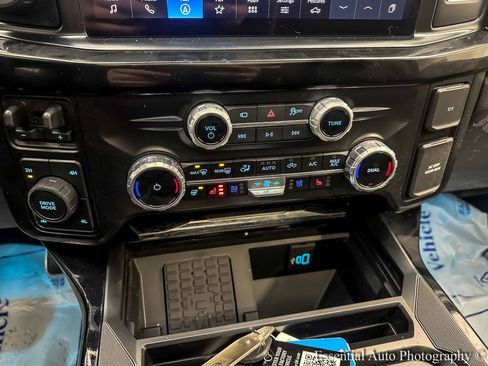 New 2026 Ford F250 Lariat w/ Black Appearance Package AWD/4WD image 19