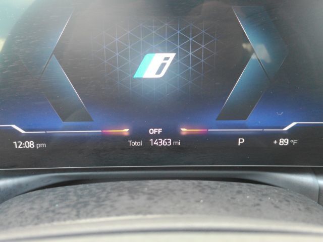 Used 2023 BMW i4 eDrive40 w/ Premium Package RWD image 43