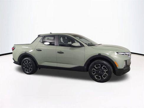 Certified 2023 Hyundai Santa Cruz SE image 2