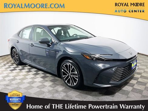 New 2026 Toyota Camry XLE image 1