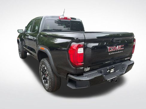 New 2026 GMC Canyon AT4 AWD/4WD image 3
