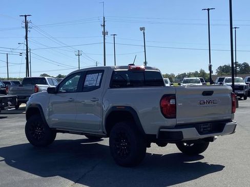 New 2026 GMC Canyon Elevation w/ Convenience Package RWD image 4