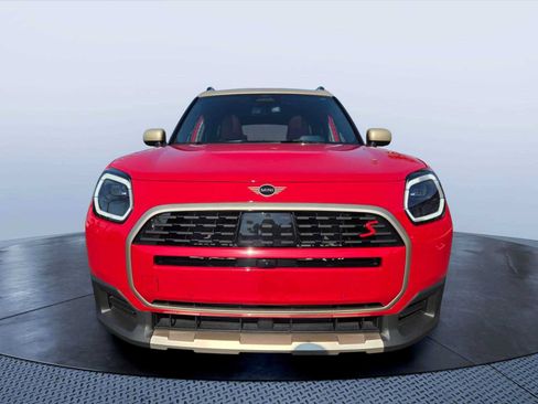 Certified 2025 MINI Cooper Countryman S w/ Comfort Package Max AWD/4WD image 8