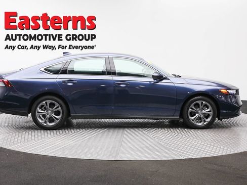 Used 2024 Honda Accord EX image 4