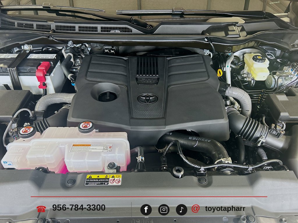 New 2026 Toyota Tundra SR5 w/ TRD Off-Road Premium Package AWD/4WD image 9