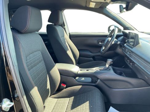 Used 2023 Honda HR-V Sport image 15