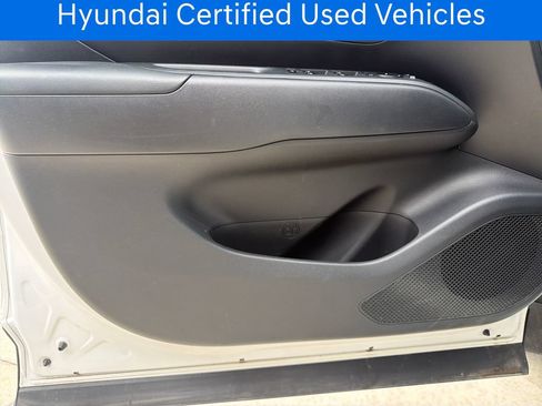 Certified 2025 Hyundai Tucson SEL AWD/4WD image 16