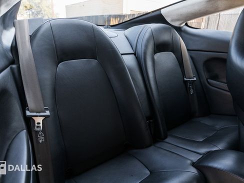 Used 2005 Aston Martin Vanquish S image 36