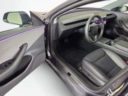 Used 2025 Tesla Model 3 Long Range RWD image 34