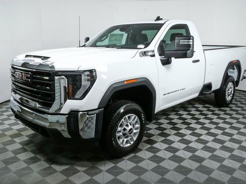 New 2026 GMC Sierra 2500 Pro w/ 1SA Pro Safety Plus Package AWD/4WD image 18