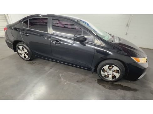Used 2015 Honda Civic LX image 2