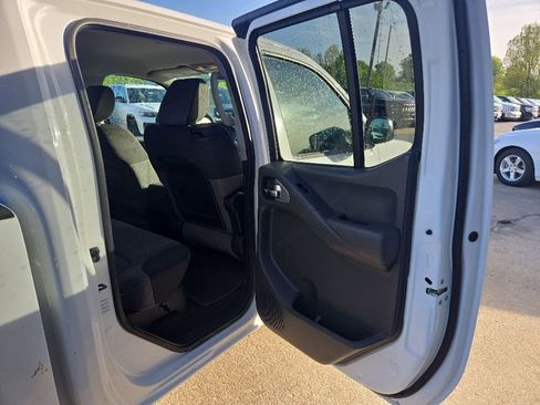 Used 2012 Suzuki Equator Sport AWD/4WD image 70