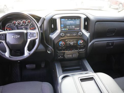 Certified 2020 Chevrolet Silverado 1500 LT Trail Boss AWD/4WD image 18