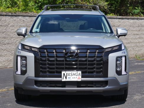 Used 2024 Hyundai Palisade SEL w/ Premium Package AWD/4WD image 2