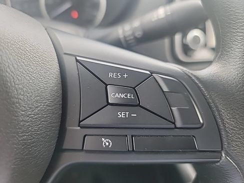 Used 2025 Nissan Versa S w/ Trunk Package FWD image 19