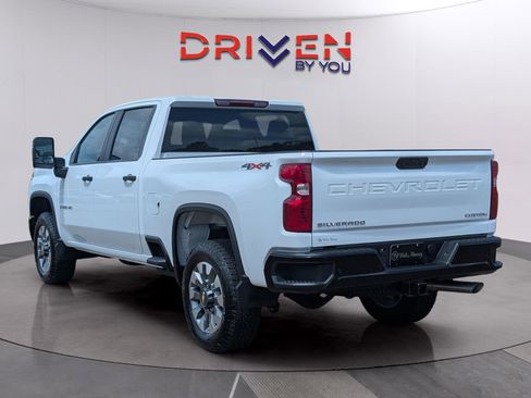 New 2026 Chevrolet Silverado 2500 Custom w/ Custom Value Package AWD/4WD image 3