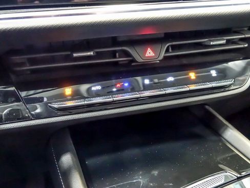 Used 2025 Buick Envision Preferred image 25