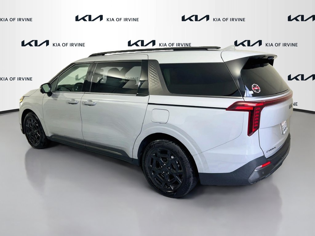 Certified 2025 Kia Carnival SX Prestige FWD image 6