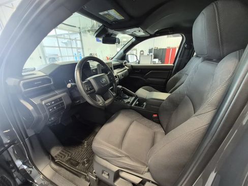 Used 2024 Toyota Tacoma SR AWD/4WD image 8