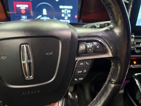 Used 2021 Lincoln Navigator Reserve AWD/4WD image 23