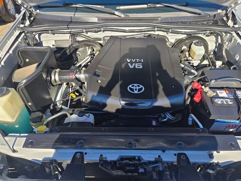 Used 2006 Toyota Tacoma PreRunner image 26