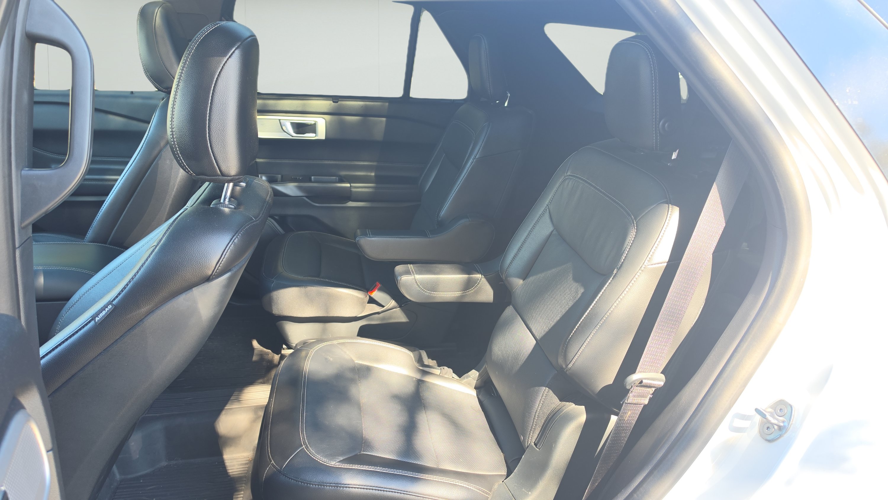 Used 2020 Ford Explorer Limited AWD/4WD image 22
