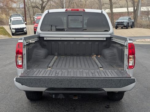 Used 2019 Nissan Frontier PRO-4X image 33
