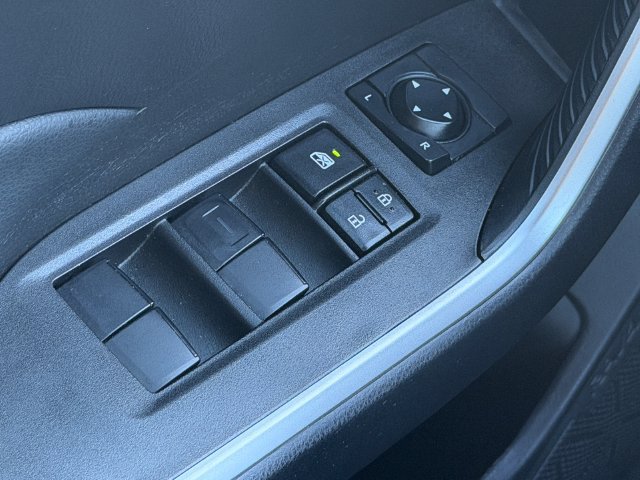 Certified 2023 Toyota RAV4 LE FWD image 32