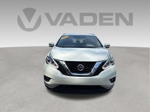 Used 2018 Nissan Murano Platinum w/ Cargo Package FWD image 2