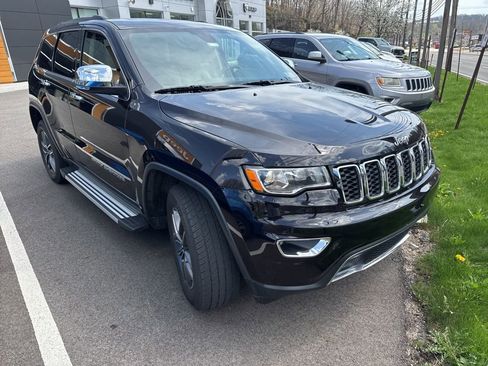 Used 2020 Jeep Grand Cherokee Limited image 1