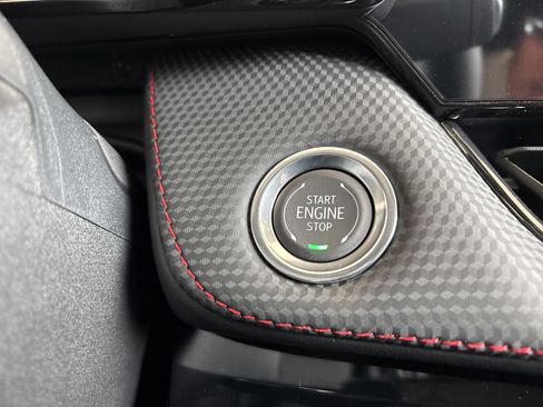 New 2026 Chevrolet Equinox RS w/ Safety and Technology Package FWD image 28