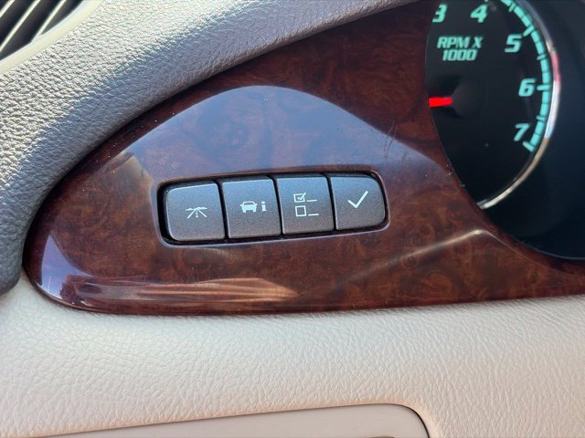 Used 2010 Buick Lucerne CXL w/ Driver Confidence Package FWD image 23
