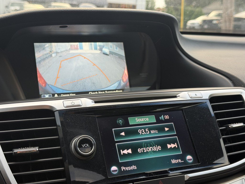 Used 2013 Honda Accord EX-L image 25