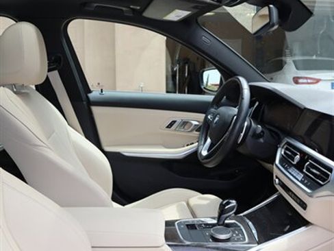 Used 2021 BMW 330e w/ Convenience Package image 36