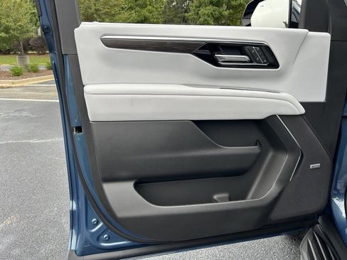 New 2026 Chevrolet Tahoe Premier image 59