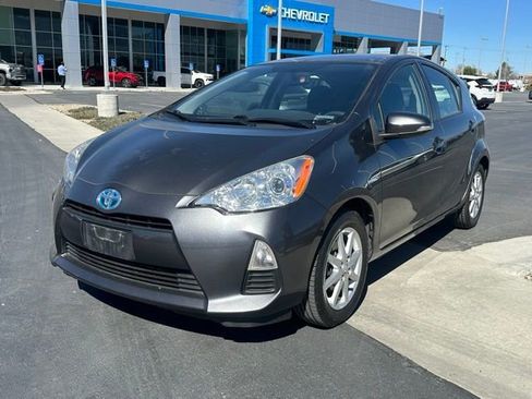 Used 2014 Toyota Prius C Three image 29