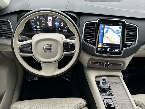 Certified 2022 Volvo XC90 T8 Inscription w/ Advanced Package image 17