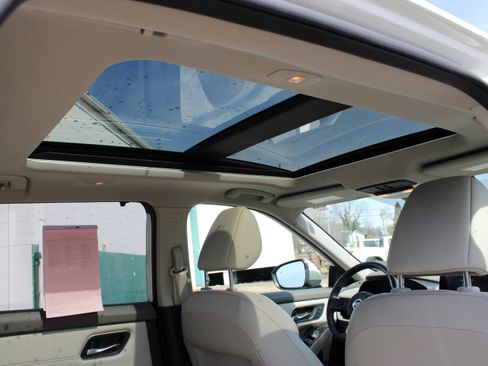 Certified 2021 Nissan Rogue SL image 14