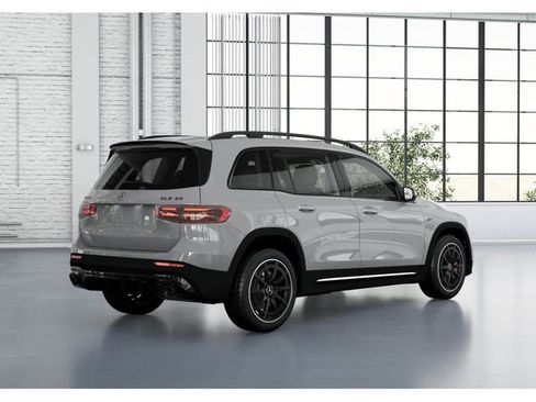 New 2026 Mercedes-Benz GLB 35 AMG 4MATIC image 21