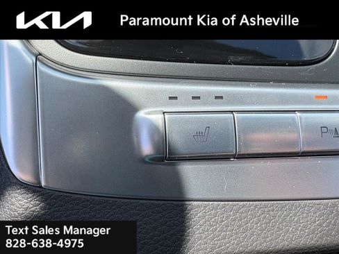 New 2026 Kia Carnival EX image 15