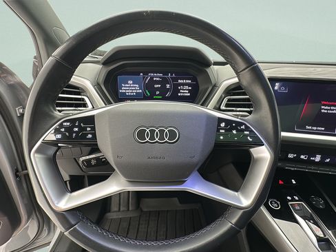 Used 2023 Audi Q4 e-tron Premium Plus w/ Premium Plus RWD image 16