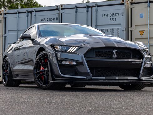 Certified 2021 Ford Mustang Shelby GT500 w/ Technology Package RWD image 1