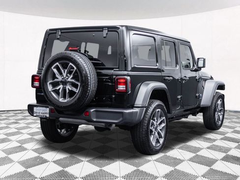 Used 2025 Jeep Wrangler Unlimited Sport S 4xe w/ Convenience Group AWD/4WD image 12