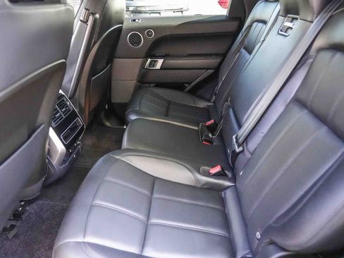 Used 2019 Land Rover Range Rover Sport HSE AWD/4WD image 15