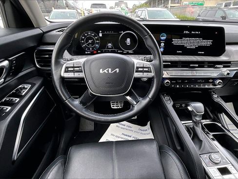 Certified 2023 Kia Telluride SX image 7