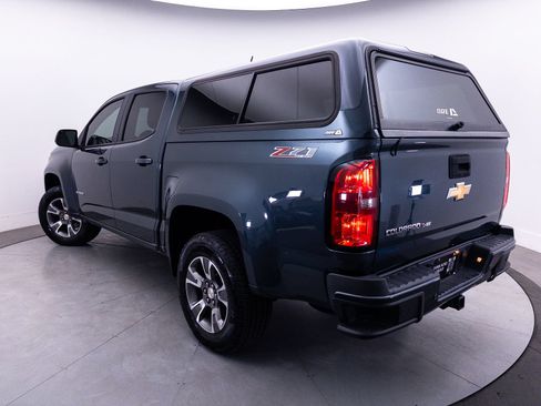 Used 2020 Chevrolet Colorado Z71 AWD/4WD image 3